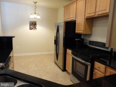 9712 Handerson Place unit 302, Manassas Park, VA 20111 - photo 4