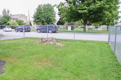 103 Center St, Rutland, VT 05701 - photo 3