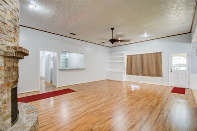 15611 Artoys Dr, Tomball, TX 77377 - photo 4