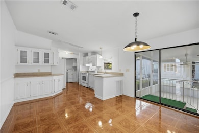 6524 SE 110th Ln, Belleview, FL 34420 - photo 7