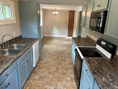 173 N Main St, Boscawen, NH 03303 - photo 4