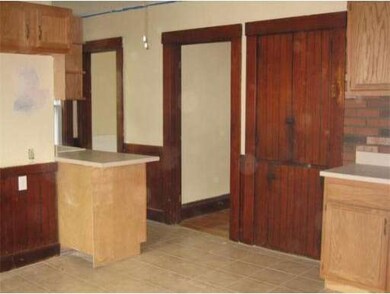 44 Flagg St, Clinton, MA 01510 - photo 3