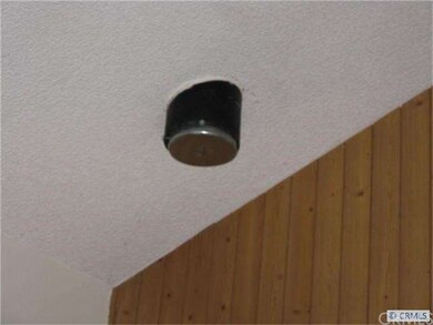 Living Room - Chimney Connection for Freestanding 
