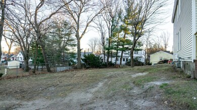 18 Jamaica St, Lawrence, MA 01843 - photo 3