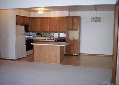 15530 Ashley Ct, Macomb, MI 48044 - photo 6