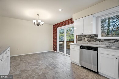 15819 Millbrook Ln, Laurel, MD 20707 - photo 7