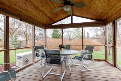 2935 Welsford Rd. ~ Screened Porch