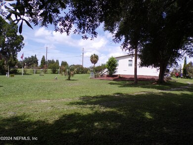 10642 E Bay Rd, Gibsonton, FL 33534 - photo 6