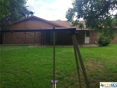 1001 Randa St, Copperas Cove, TX 76522 - photo 2