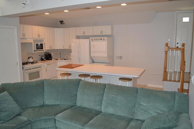 14 Harbor View Dr unit A, Atlantic Highlands, NJ 07716 - photo 4