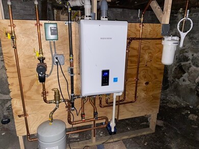 48 Whiting St unit 1, Lynn, MA 01902 - photo 5