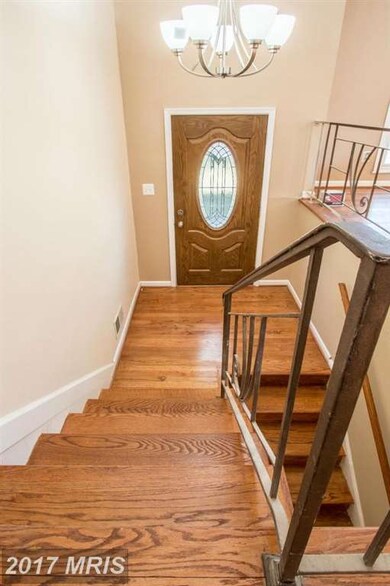 6623 Sisalbed Dr, Capitol Heights, MD 20743 - photo 2