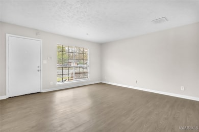 3012 Fredericksburg Dr, Montgomery, AL 36116 - photo 5