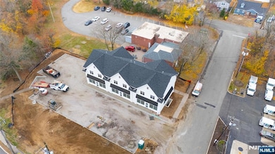 445 Ramapo Valley Rd unit 3, Oakland, NJ 07436 - photo 6