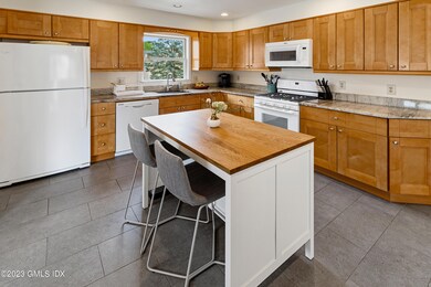 27 Orchard St unit B, Cos Cob, CT 06807 - photo 3