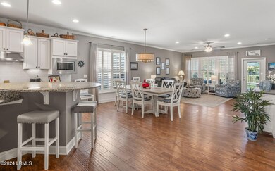 5. Entry to living dining and part of k