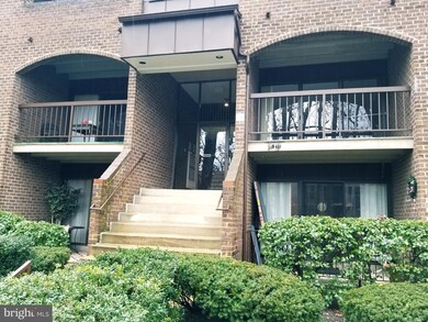 Chestnut Grove Condominiums unit 11256-244, Reston, VA 20190 - photo 5