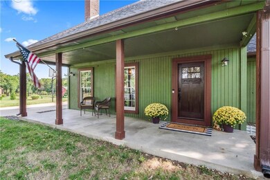 19655 S Clearview Rd, Spring Hill, KS 66083 - photo 4