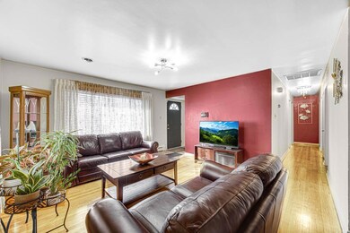 5567 Jefferson Place, Merrillville, IN 46410 - photo 4