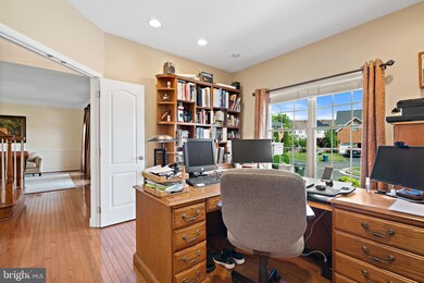 42706 Otis Ln, Chantilly, VA 20152 - photo 6