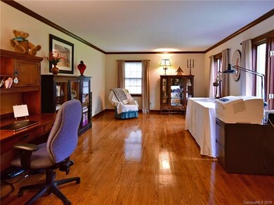 2502 Heritage Cir, Statesville, NC 28625 - photo 2