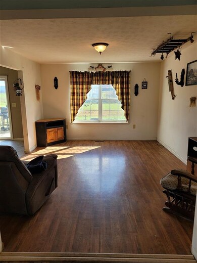 1917 Long Meadow Rd, Waynesboro, VA 22980 - photo 7