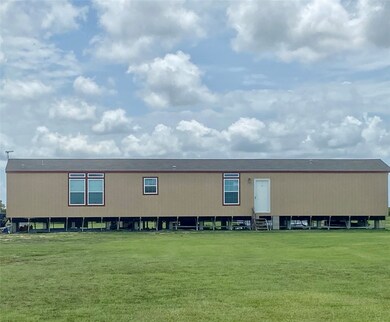 5338 County Road 166, Bay City, TX 77414 - photo 4