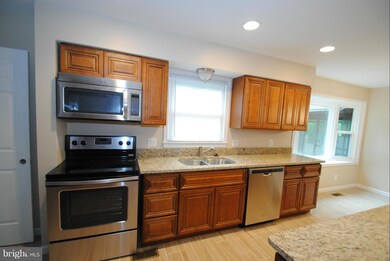 2042 Aquia Dr, Stafford, VA 22554 - photo 4