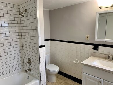 284 Webster St unit 1, Needham Heights, MA 02494 - photo 4