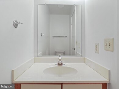 11112 Glade Dr, Reston, VA 20191 - photo 7