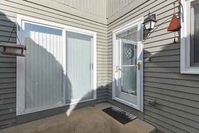 15 Manor House Ln unit 15, Uxbridge, MA 01569 - photo 3