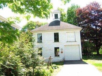 14 Center St, Bellows Falls, VT 05101 - photo 3