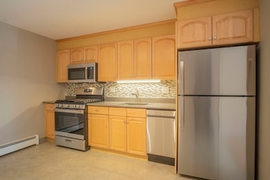 59 Prospect St unit B4, Marblehead, MA 01945 - photo 6