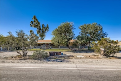 1233 Comstock Dr, Las Vegas, NV 89106 - photo 3