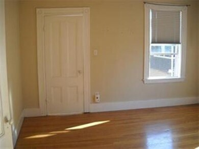 9 Fuller St unit 9, Waltham, MA 02453 - photo 5