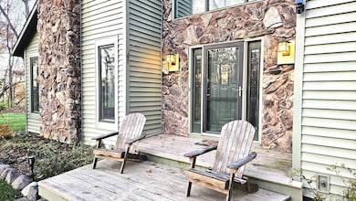 6720 Woodcrest Pkwy, Rockford, IL 61109 - photo 3