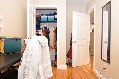 5 Knapp St unit 3, Boston, MA 02111 - photo 5