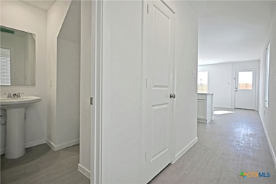 11806 Bluebell Ridge, Converse, TX 78109 - photo 3