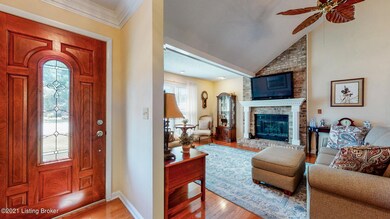 3605 Stacy Ct Louisville KY 40214 (2 of