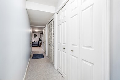 78 Lochmere Ln unit U415, Nashua, NH 03063 - photo 3