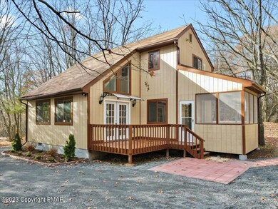 1148 Falls Rd, Bushkill, PA 18324 - photo 3
