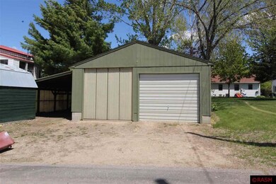 423 N Franklin St, New Ulm, MN 56073 - photo 5