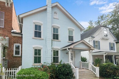3-web-or-mls-104 Spring St-3