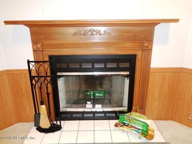 623 Theresa Ave, Interlachen, FL 32148 - photo 6