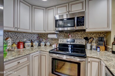 2000 New River Inlet Rd unit 1511, North Topsail Beach, NC 28460 - photo 5