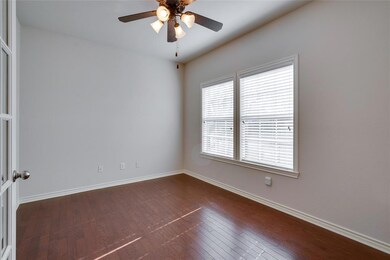 2601 Clubhouse Dr, Denton, TX 76210 - photo 4