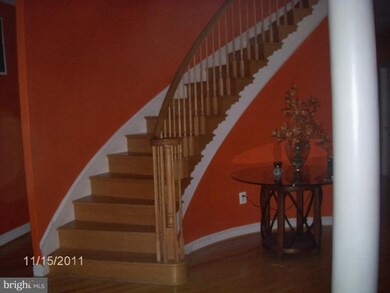 6102 Erika Place, Glenn Dale, MD 20769 - photo 3