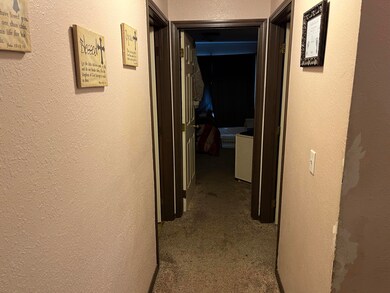 1006 S Shasta Ave unit 1006/1008, Eagle Point, OR 97524 - photo 3