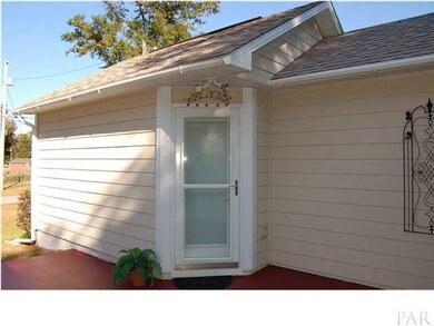 3rd Bedroom / In-Law Suite Outside Entrance