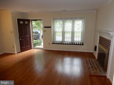 2528 Fairfax Dr unit B, Arlington, VA 22201 - photo 5
